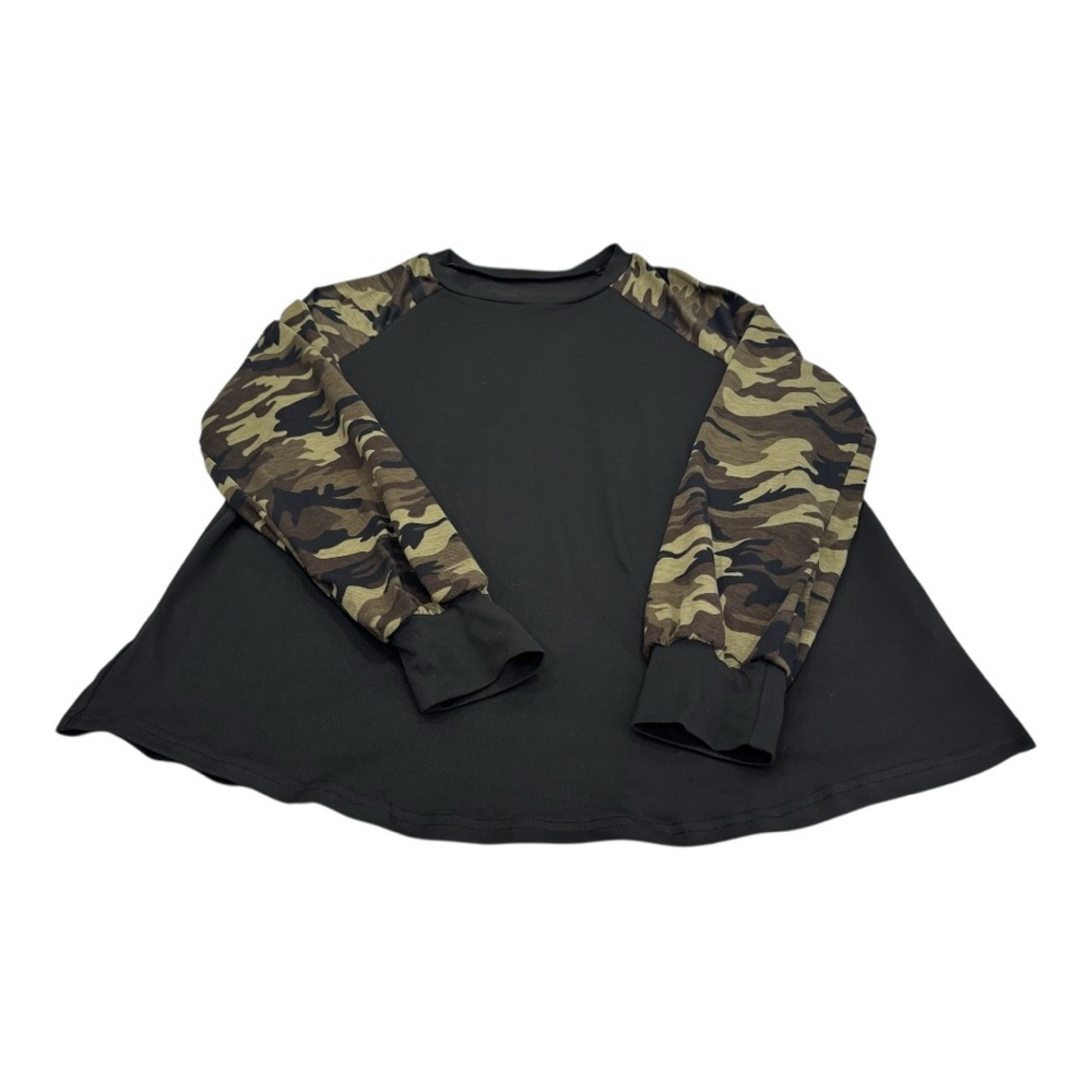 NWOT Camouflage Sleeve Black Large Top